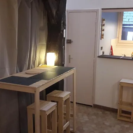 Studio Medieval ! Sous Les Clochers ! Apartment *