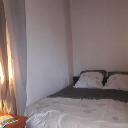 Studio Medieval ! Sous Les Clochers ! Apartment